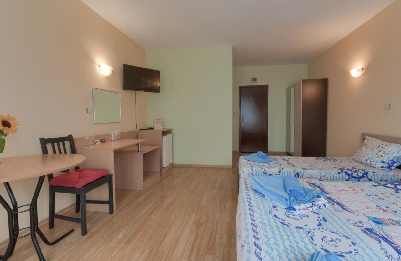 Kazlarov Guest House Kiten  Exterior foto