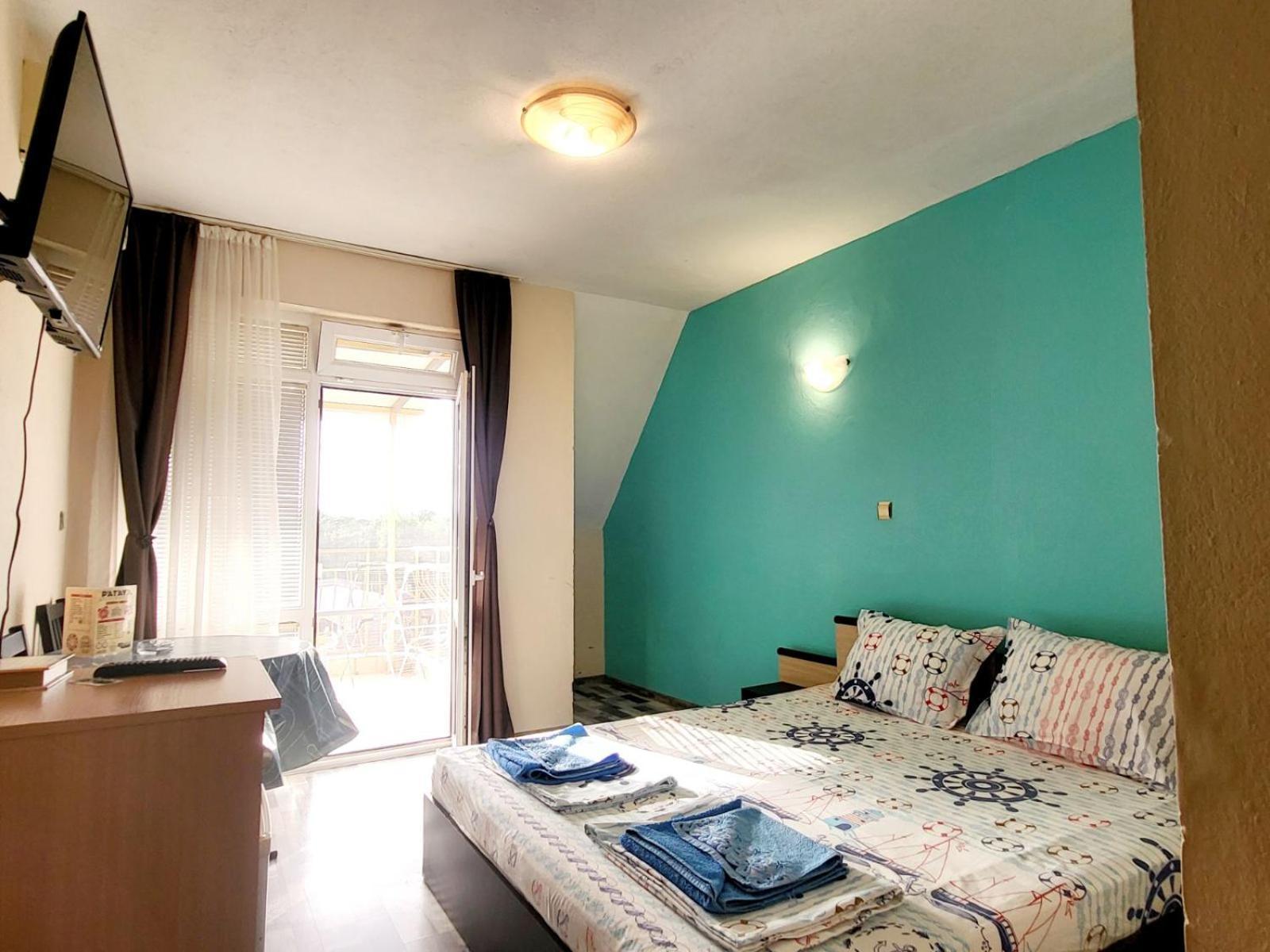 Kazlarov Guest House Kiten  Exterior foto